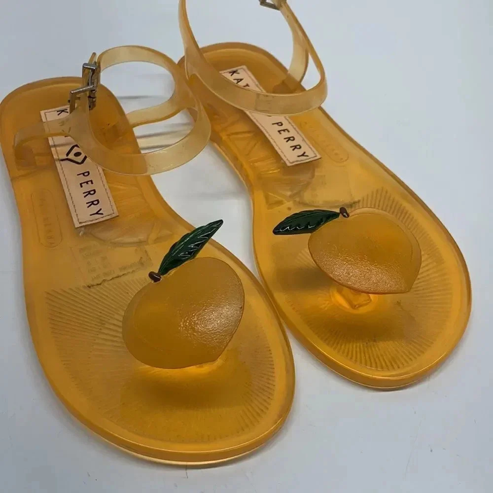 Katy Perry Jelly Sandals Flip Flops Orange Peach Fruit Ankle Strap PVC Size 6 - Picture 3 of 9